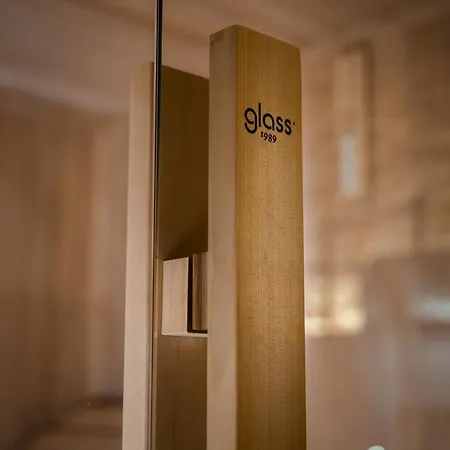 Pensiune Myra Bed & 4*