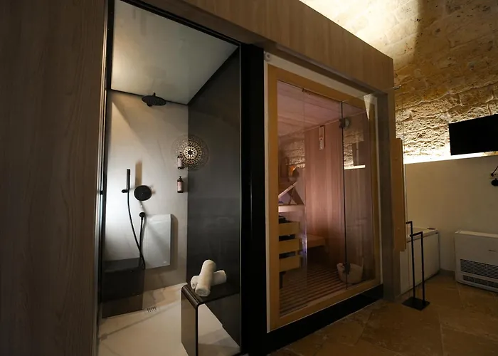 Pensiune Myra Bed & 4*