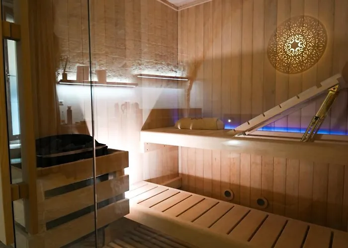 Pensiune Myra Bed & Bari